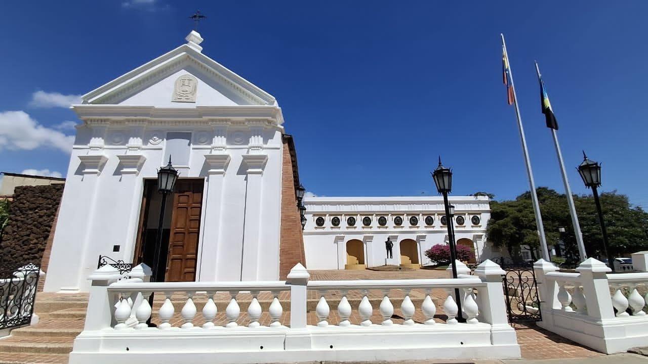 ¡SANTUARIO DE LA ZULIANIDAD! El Panteón regional rinde tributo eterno a sus hijos